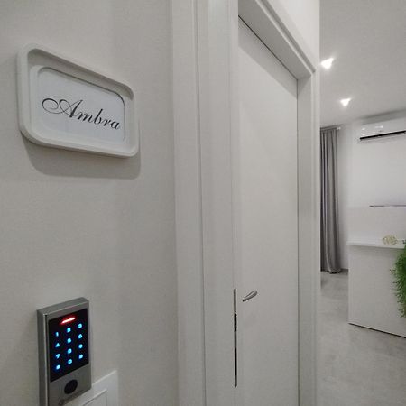 Agatha Modern Elegant Rooms Sant'Agata di Militello Exterior foto