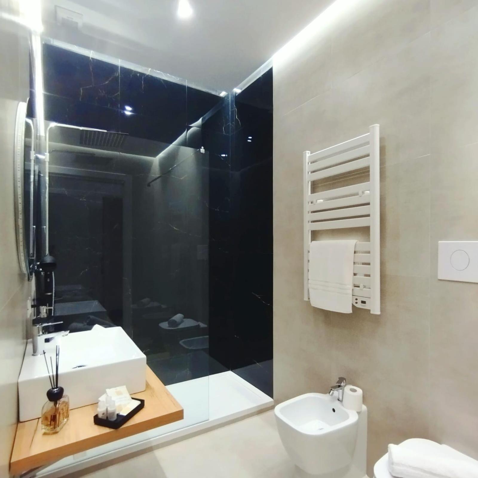 Agatha Modern Elegant Rooms Sant'Agata di Militello Exterior foto